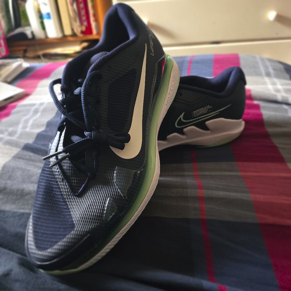 NikeCourt Air Zoom Vapor Pro Size 10.5 (w)